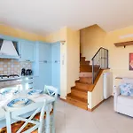 Hostdomus - Bea Free Garage And Pool * Magliolo